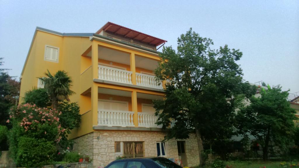 Apartments Jelicic Selce Bagian luar foto
