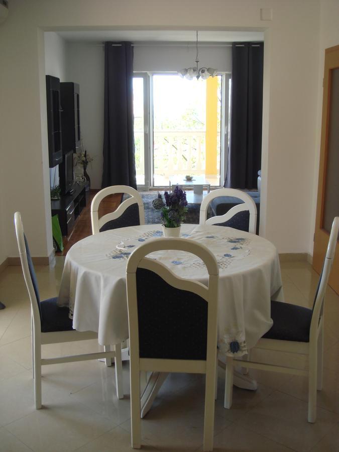 Apartments Jelicic Selce Bagian luar foto