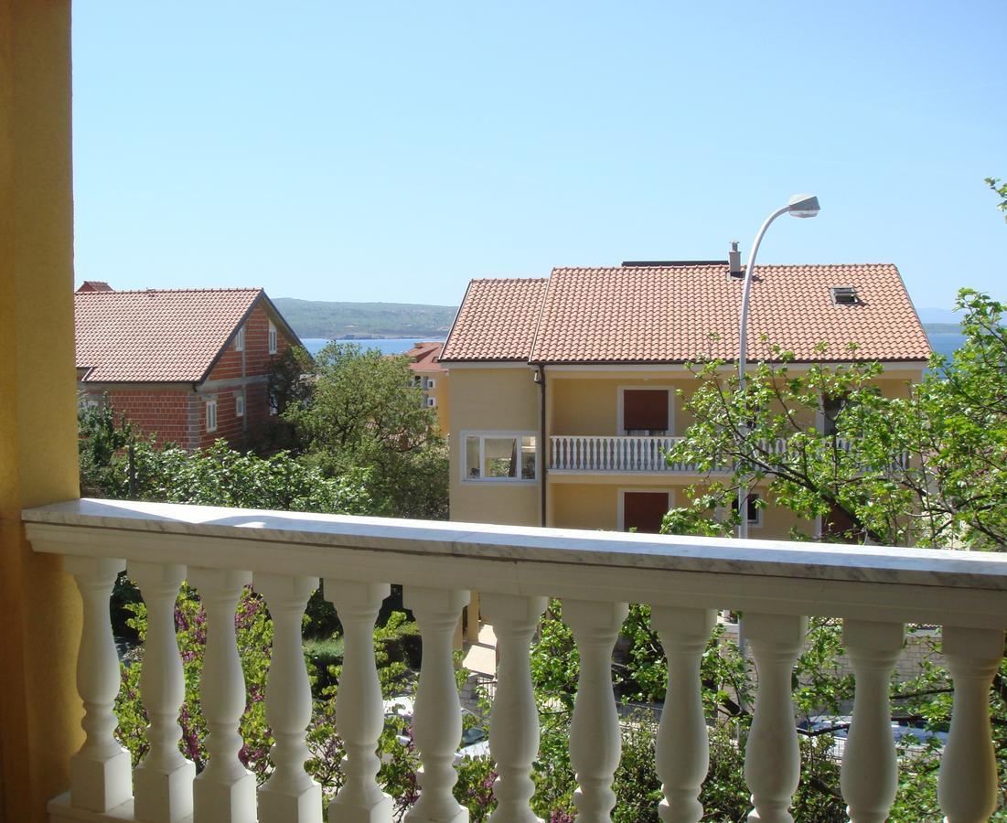 Apartments Jelicic Selce Bagian luar foto